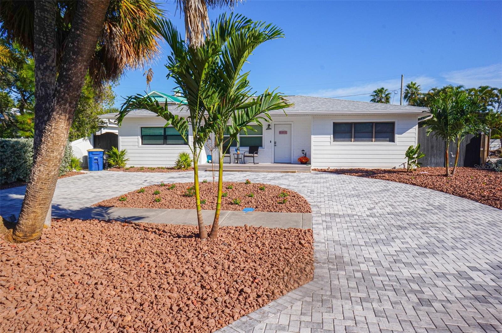 Image 41 of 42 For 929 Lantana Avenue