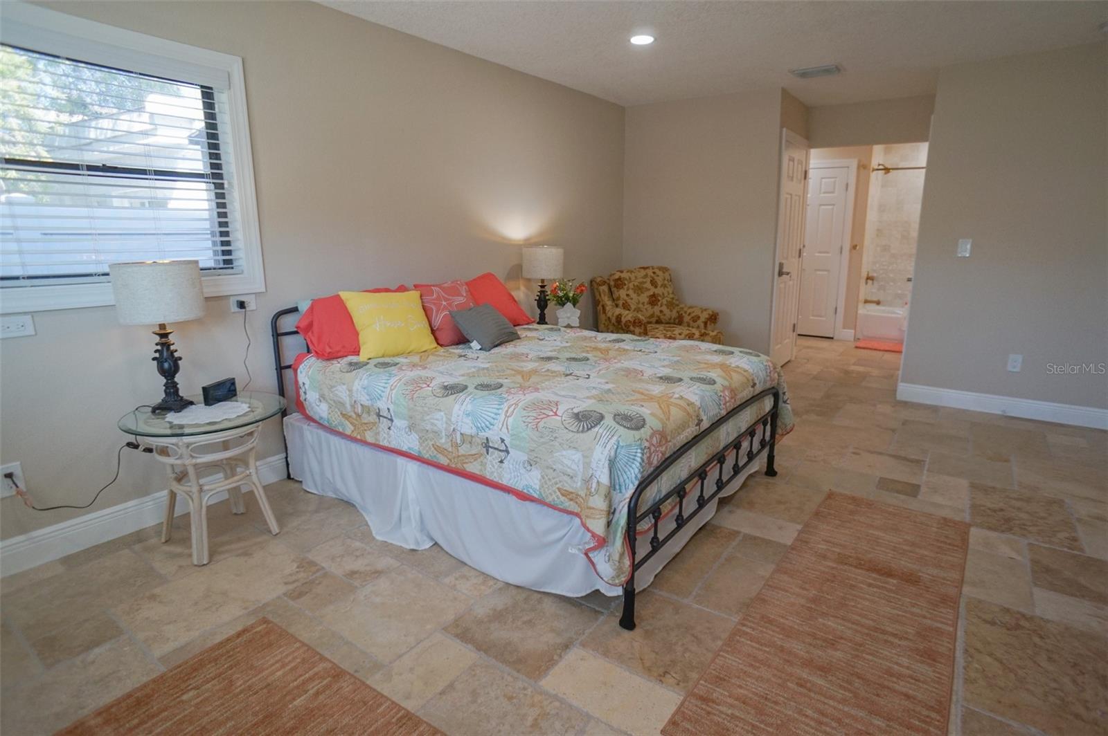 Image 8 of 37 For 929 Lantana Avenue