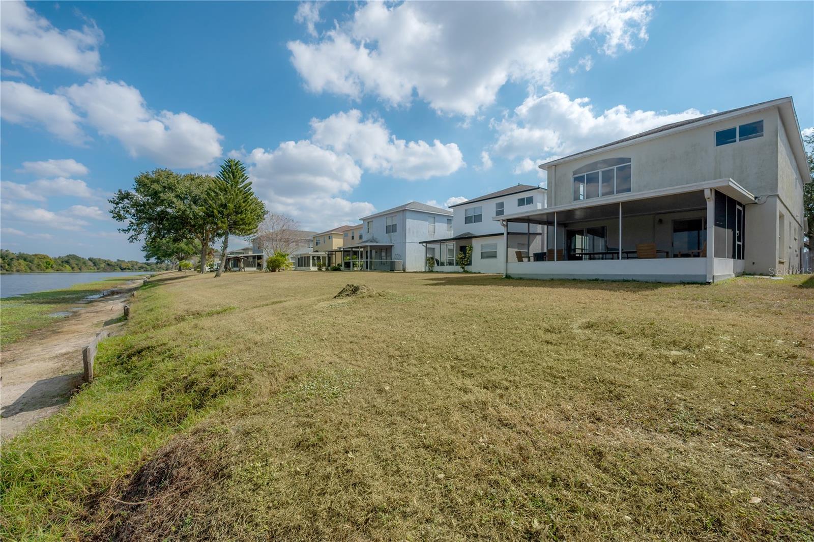 Image 42 of 49 For 758 Burlwood Street