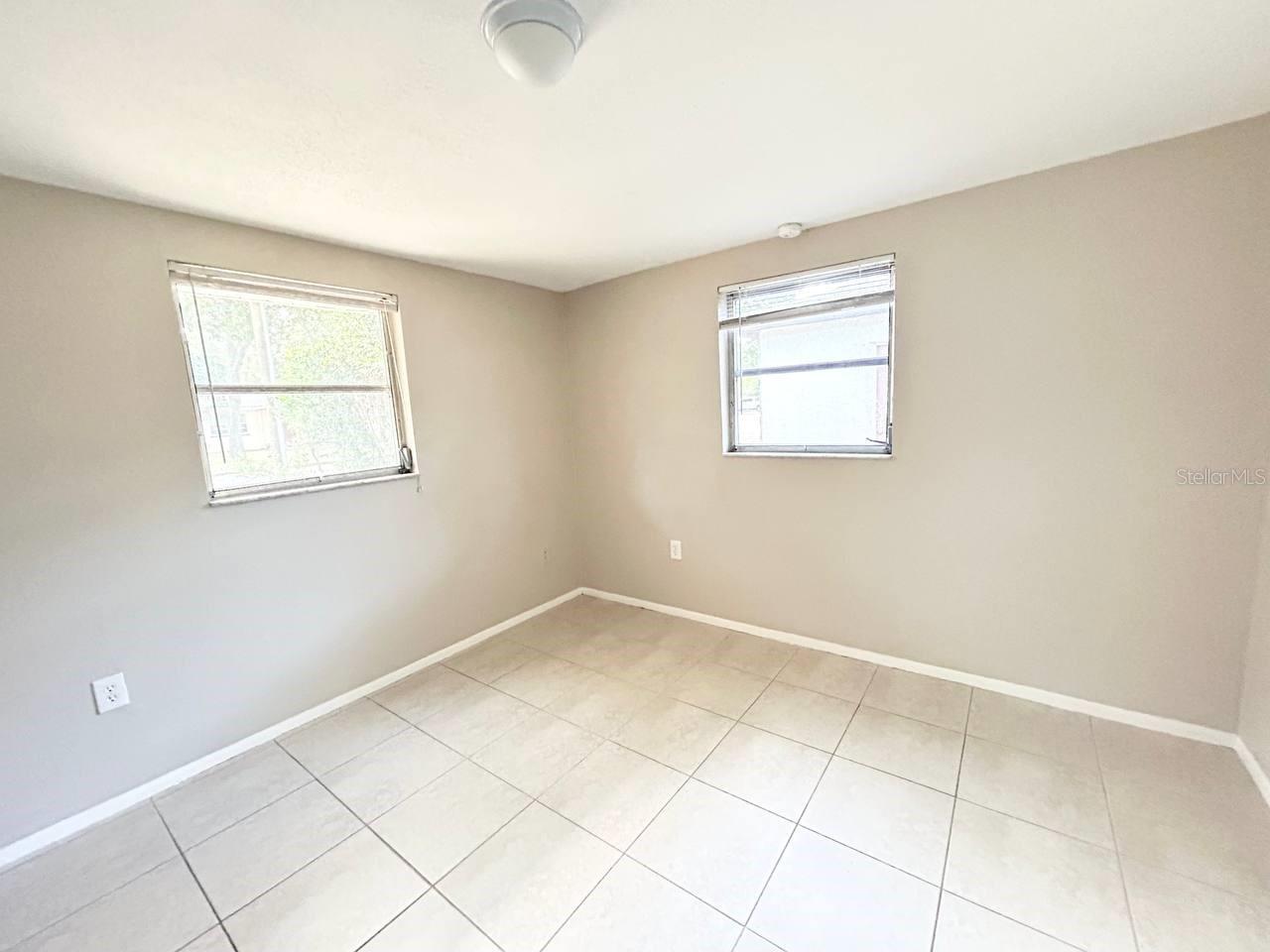 Image 12 of 14 For 5803 Delaware Avenue