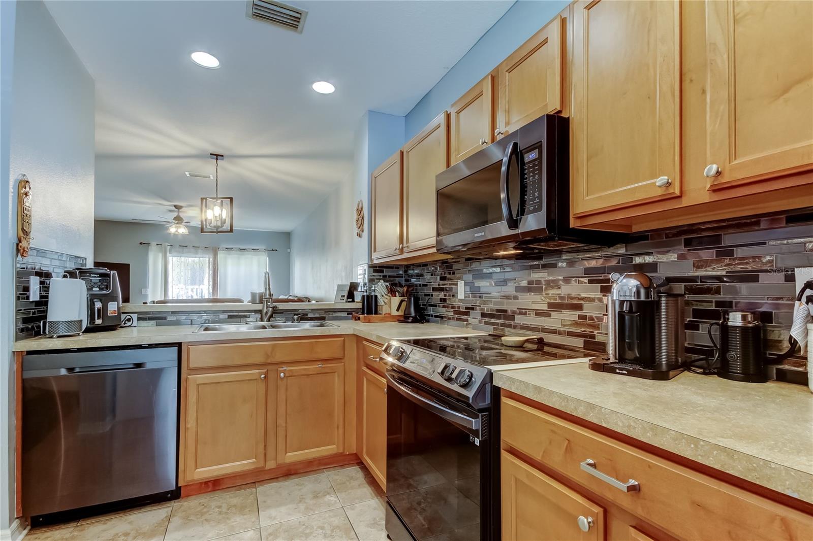 Image 12 of 34 For 8504 Gablebend Way