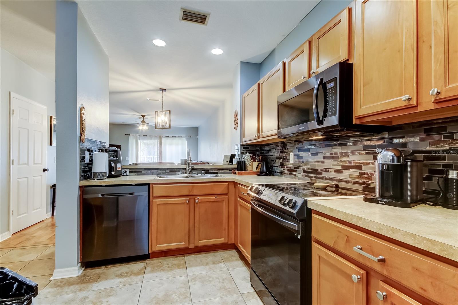 Image 18 of 34 For 8504 Gablebend Way