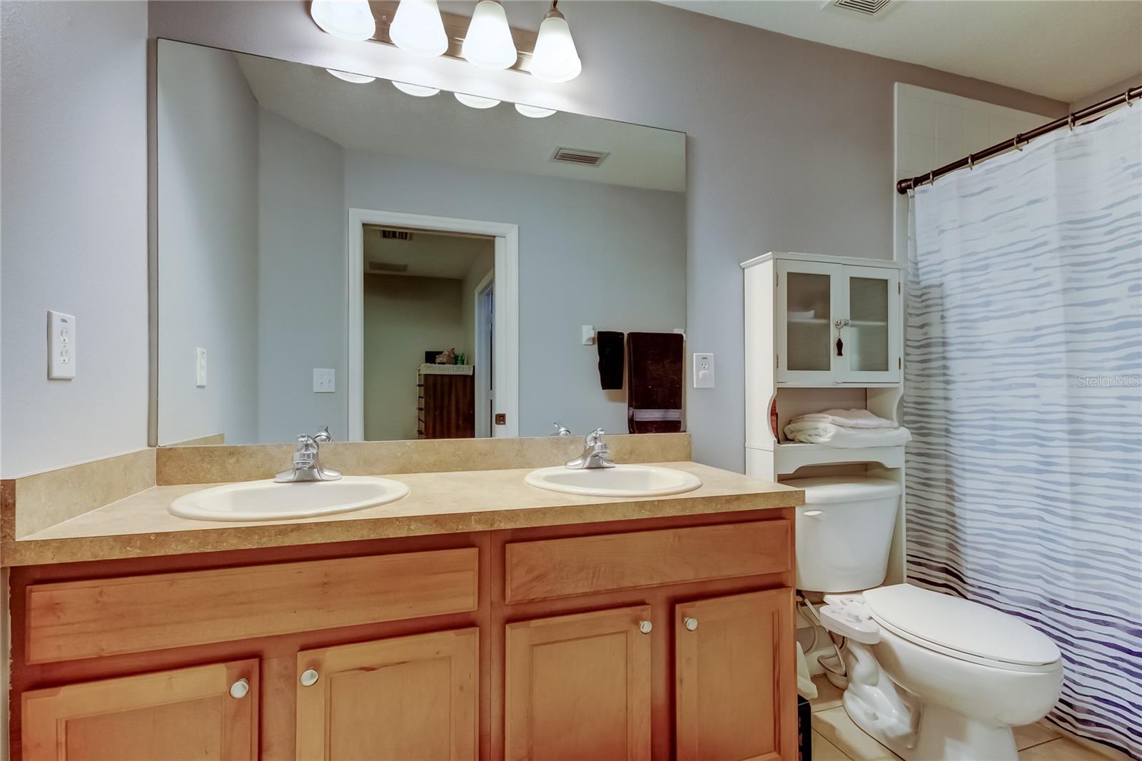 Image 21 of 34 For 8504 Gablebend Way