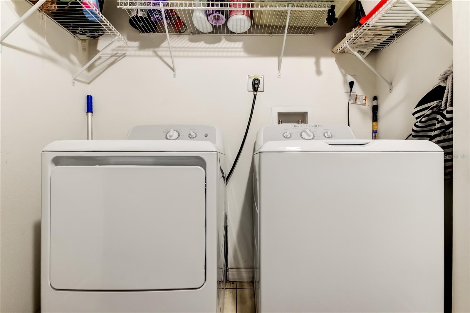 Image 27 of 34 For 8504 Gablebend Way