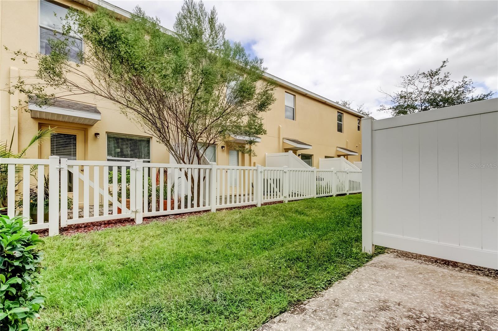 Image 29 of 34 For 8504 Gablebend Way