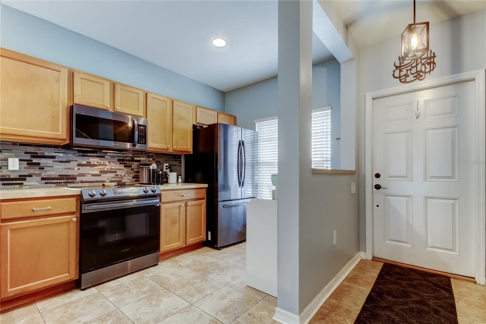 Image 9 of 34 For 8504 Gablebend Way