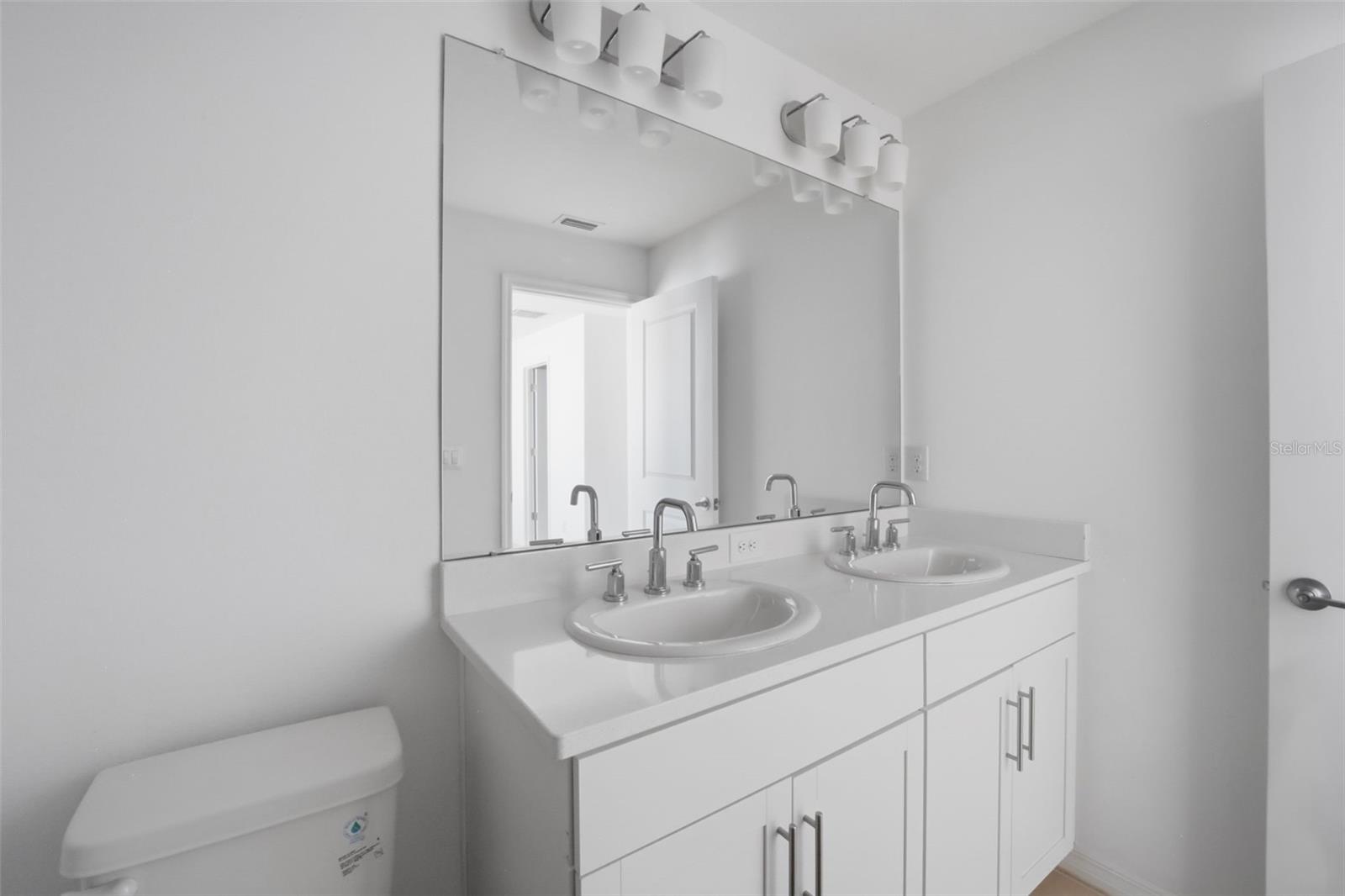 Image 18 of 40 For 34247 Carronade Court