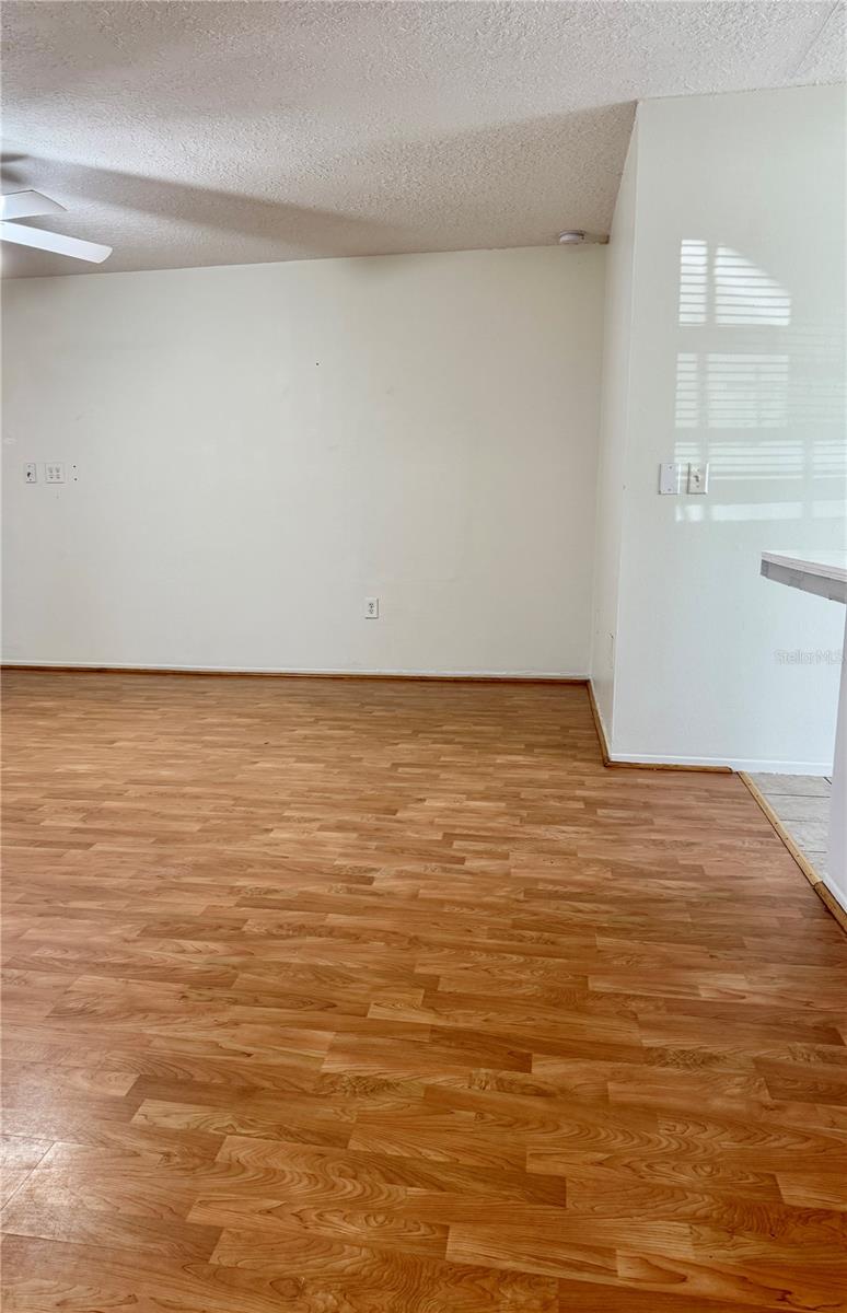 Image 19 of 32 For 11721 Salmon Drive