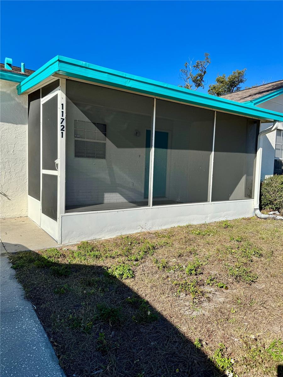 Image 29 of 32 For 11721 Salmon Drive