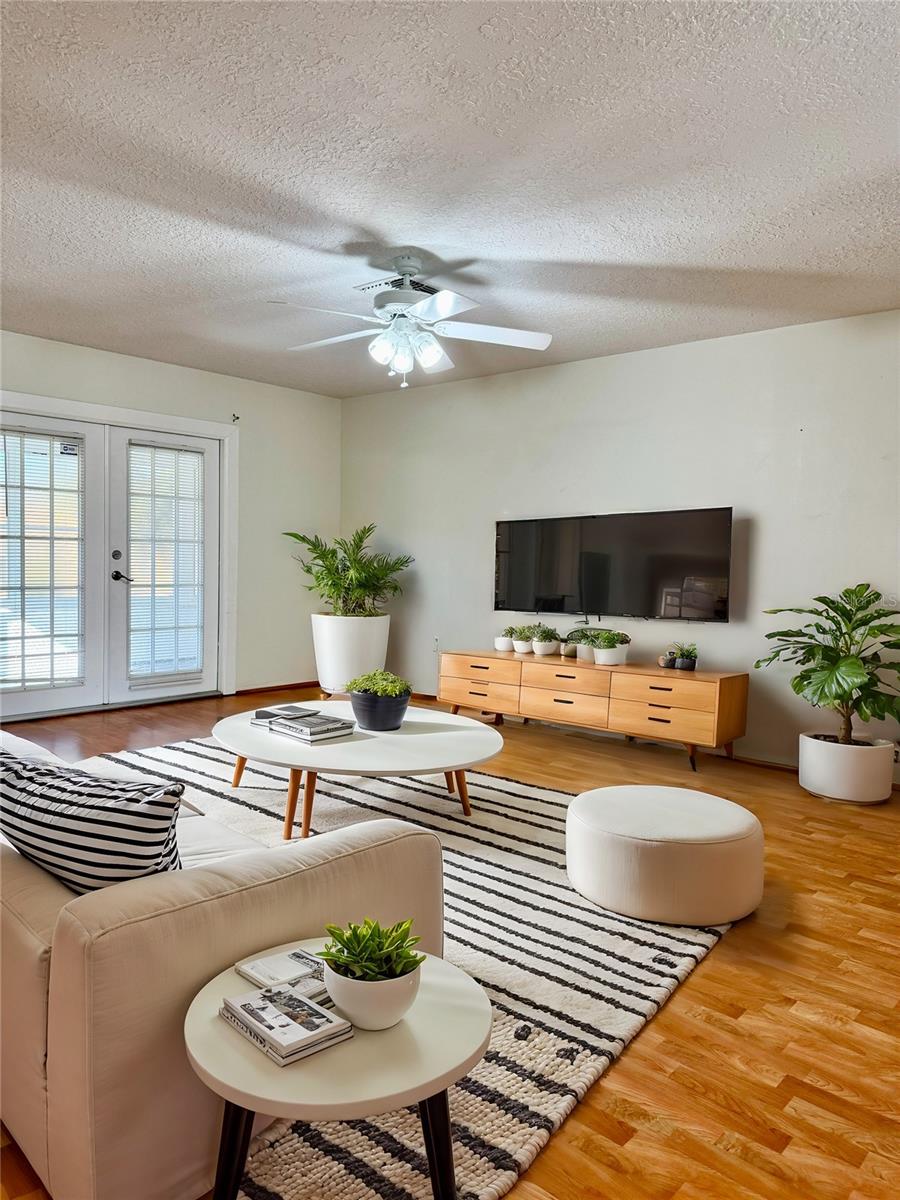 Image 9 of 32 For 11721 Salmon Drive