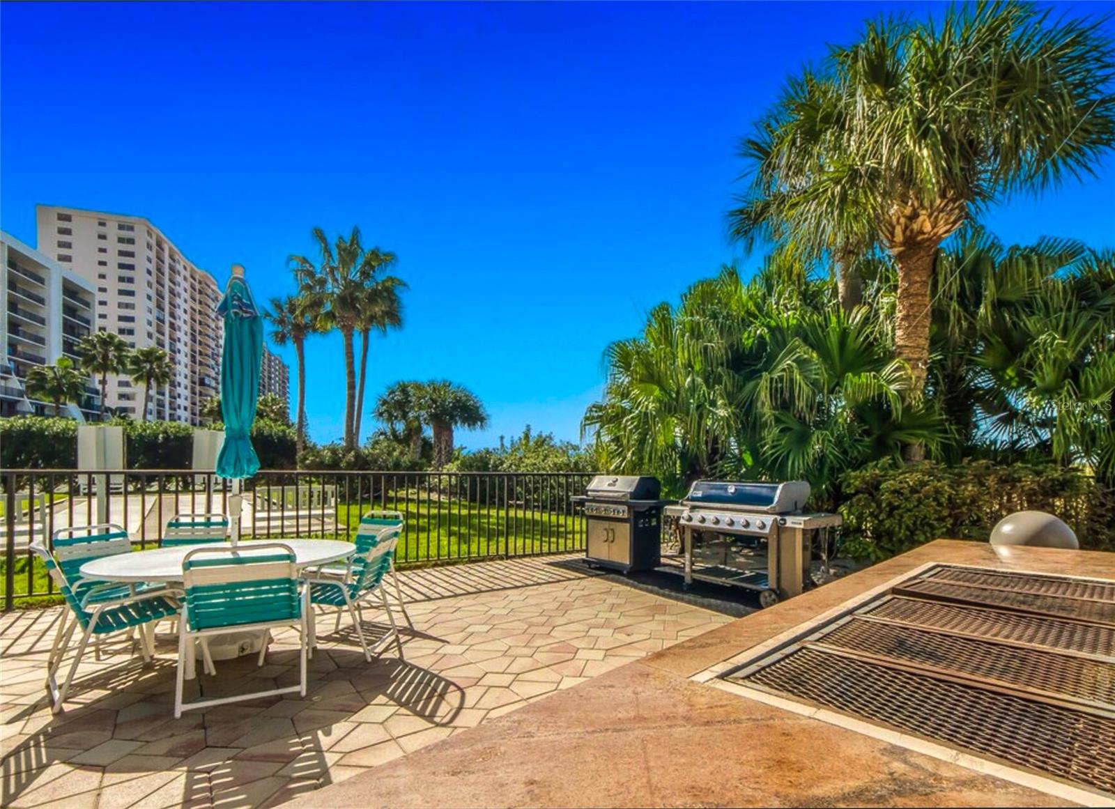 Image 25 of 35 For 1230 Gulf Boulevard 207