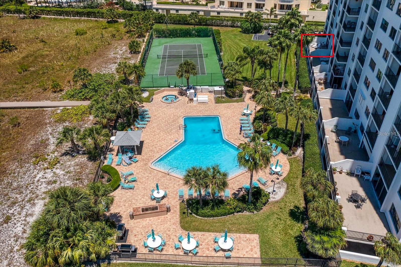 Image 32 of 35 For 1230 Gulf Boulevard 207