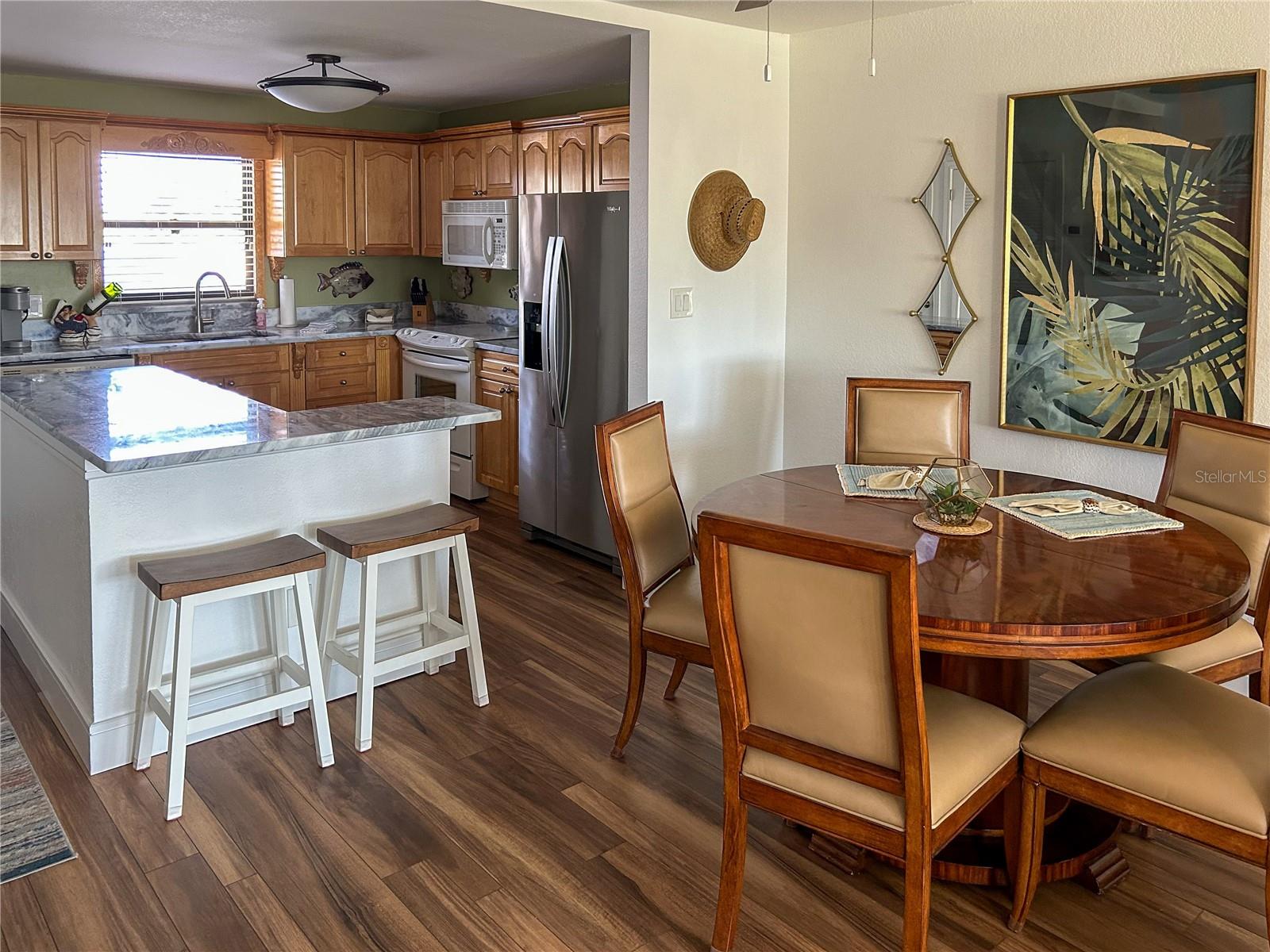 Image 5 of 35 For 1230 Gulf Boulevard 207