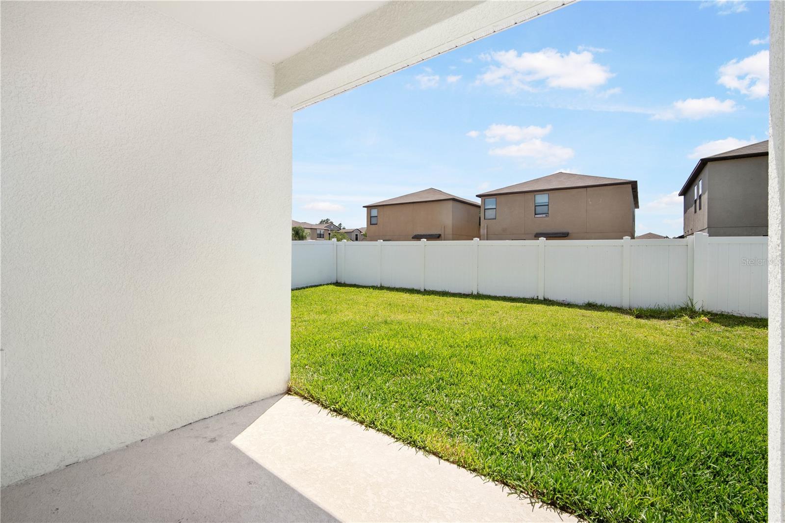 Image 16 of 20 For 14233 Poke Ridge Drive