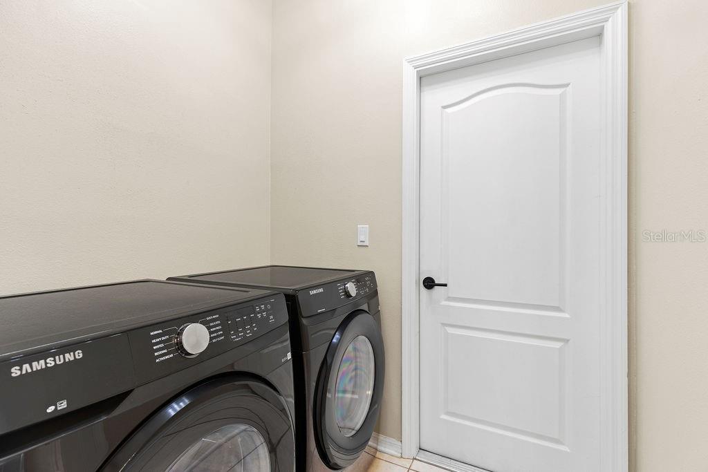 Image 10 of 47 For 10641 Firebrick Court