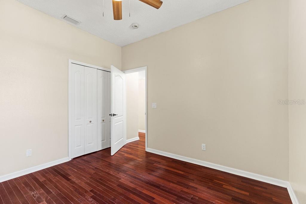 Image 16 of 47 For 10641 Firebrick Court