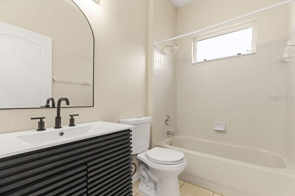 Image 17 of 47 For 10641 Firebrick Court