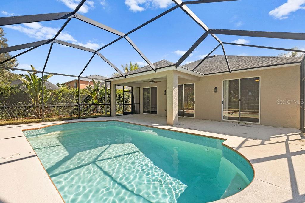 Image 28 of 47 For 10641 Firebrick Court