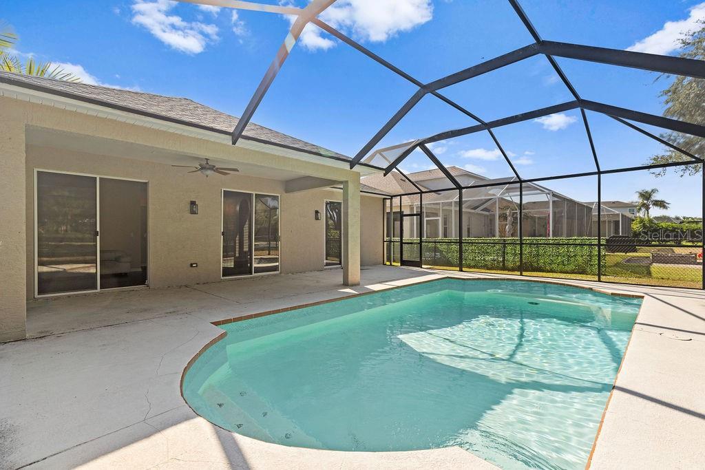 Image 29 of 47 For 10641 Firebrick Court