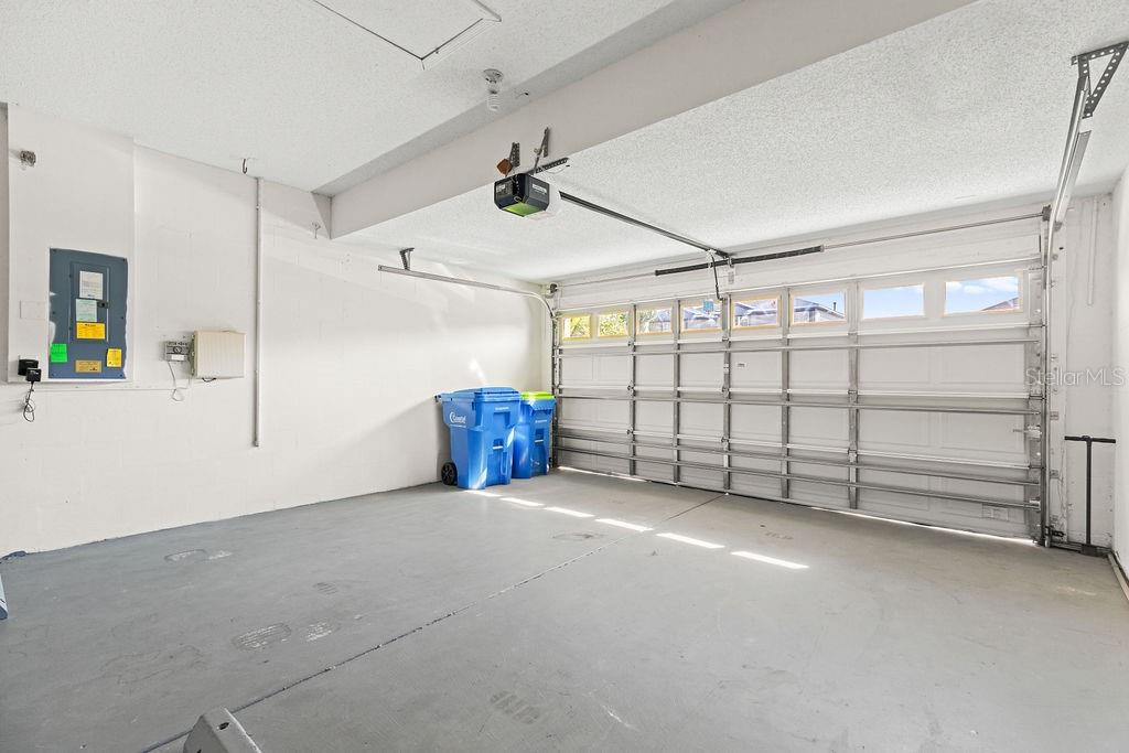 Image 31 of 47 For 10641 Firebrick Court