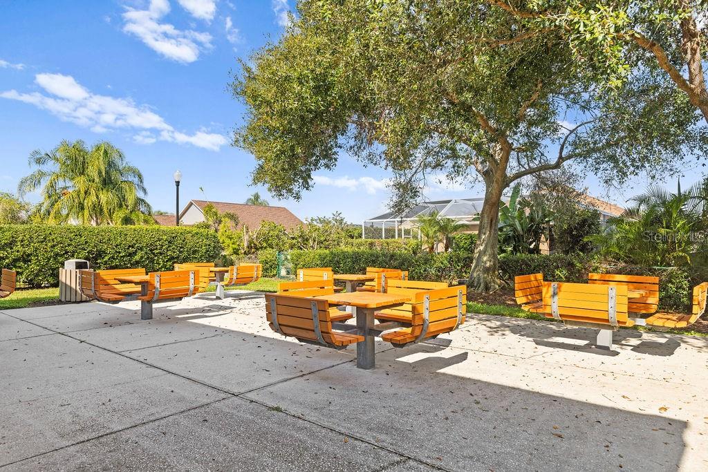 Image 40 of 47 For 10641 Firebrick Court