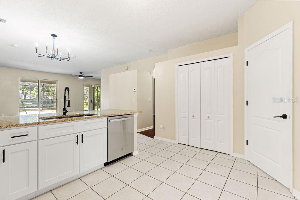 Image 5 of 47 For 10641 Firebrick Court