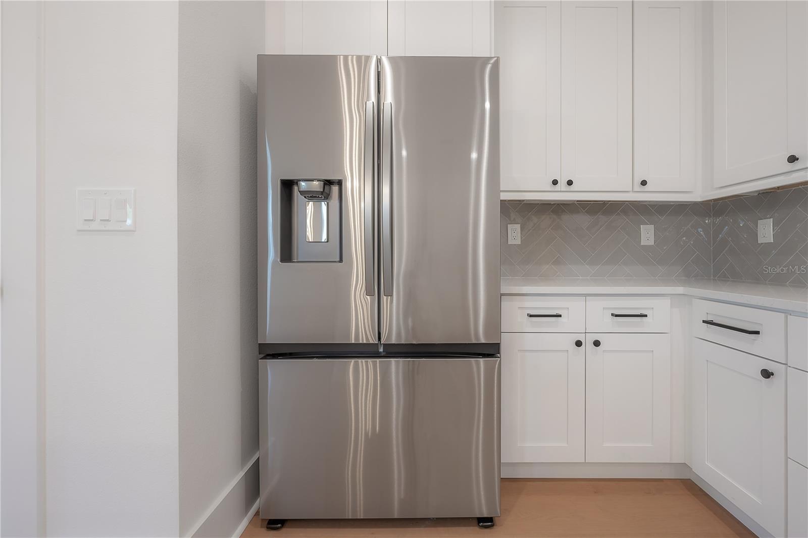 Image 21 of 59 For 801 North Street