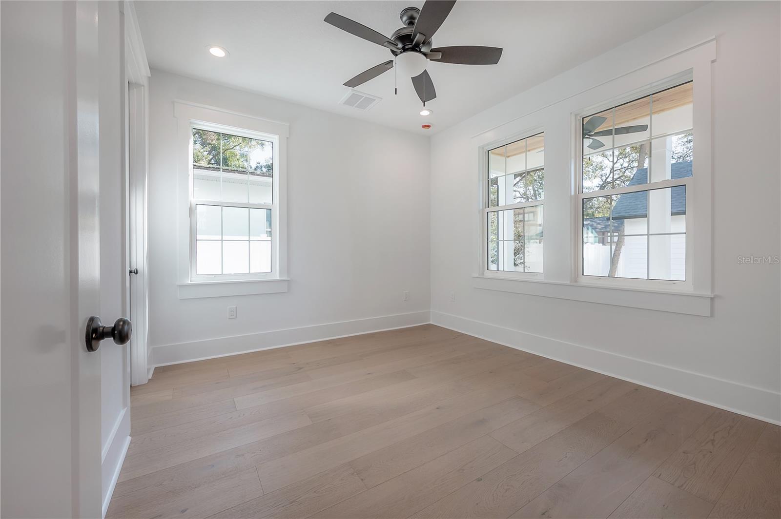 Image 26 of 59 For 801 North Street