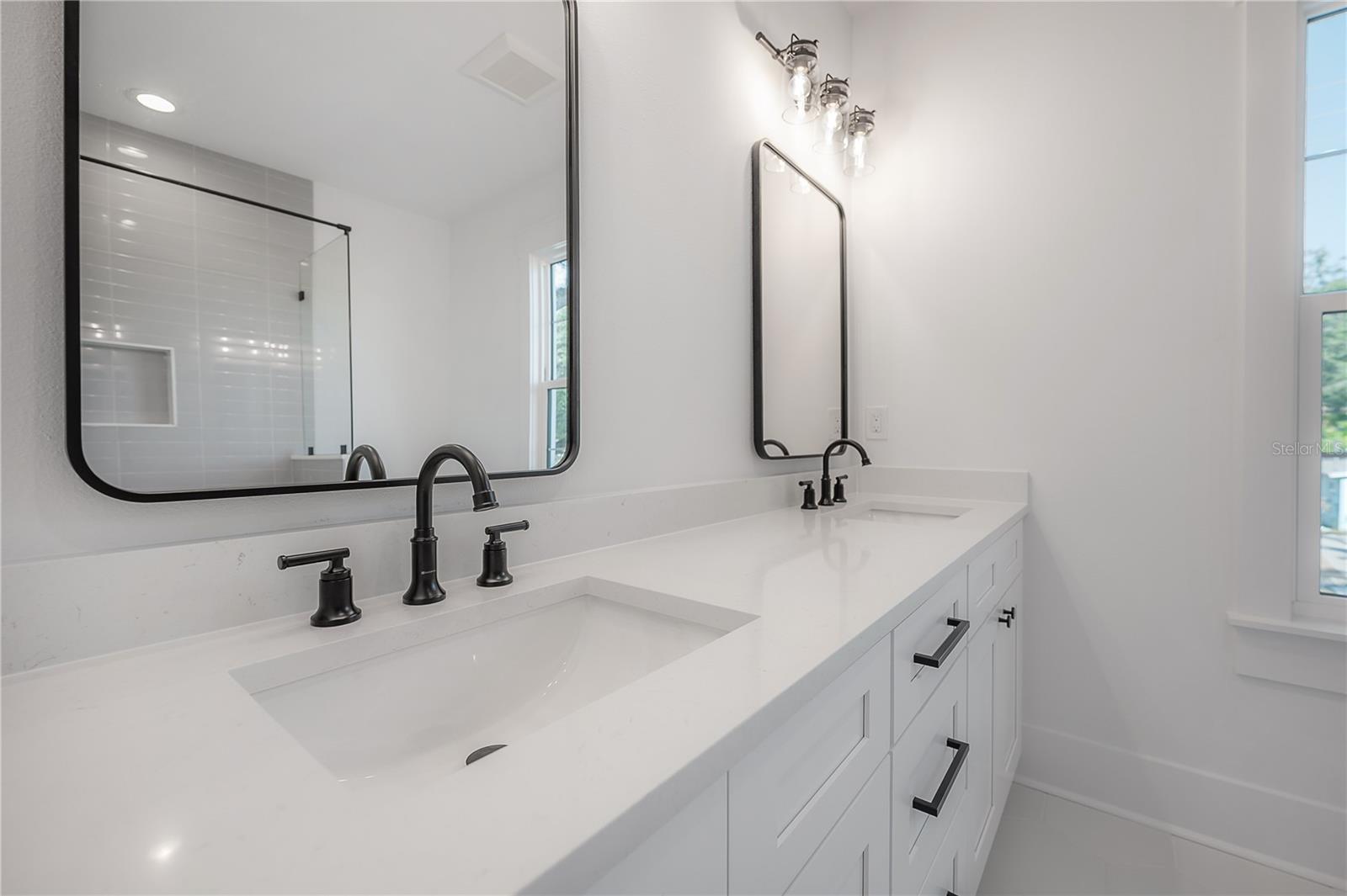 Image 47 of 59 For 801 North Street