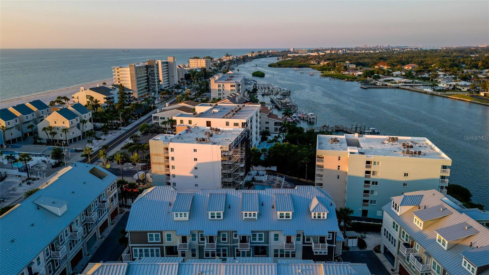 Image 80 of 94 For 19915 Gulf Blvd  605