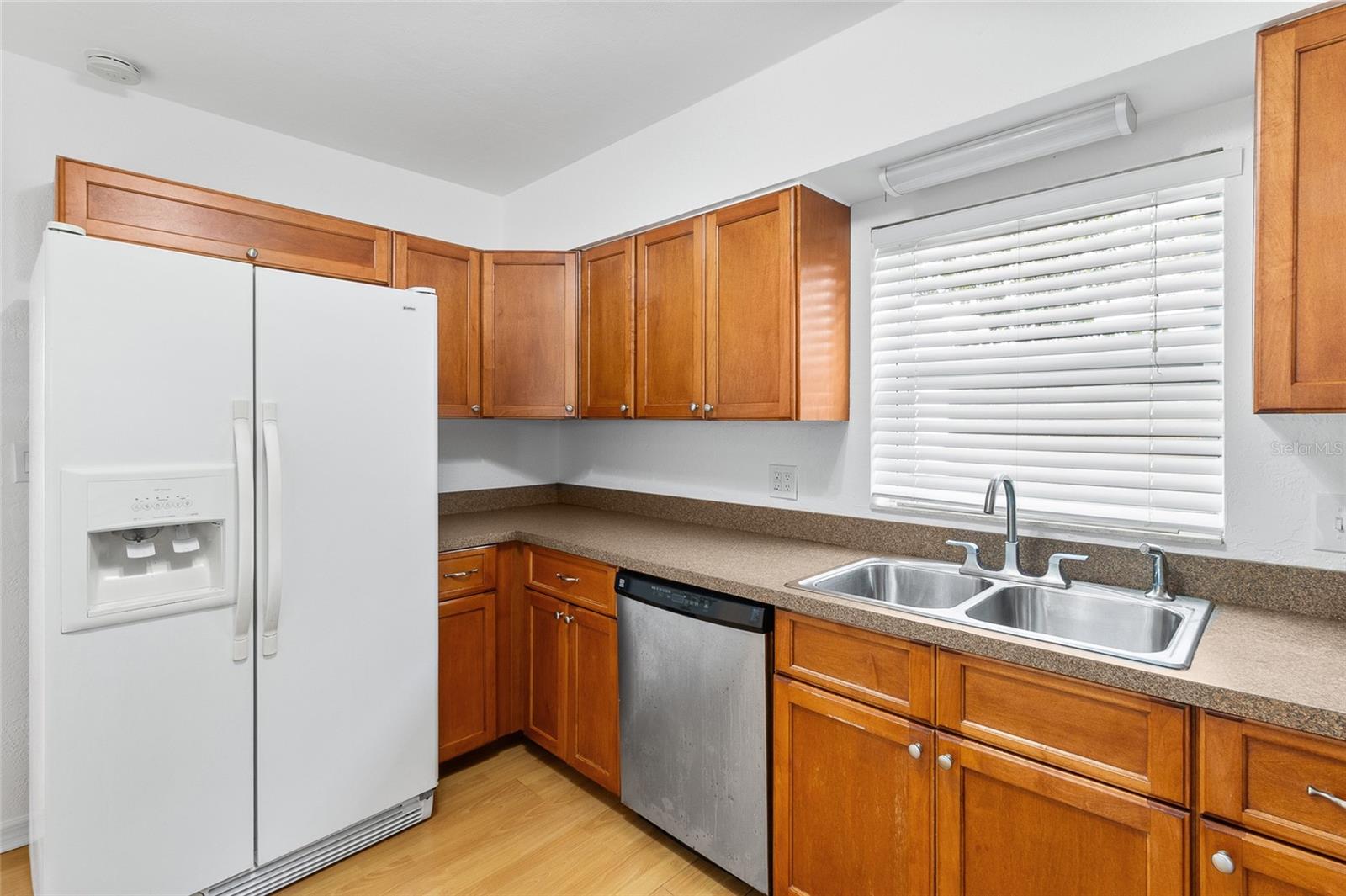 Image 13 of 39 For 452 45th Avenue N