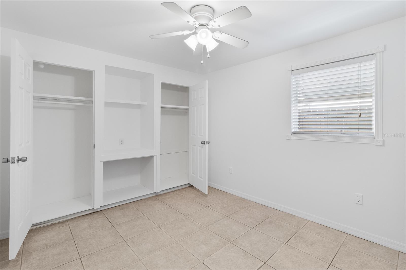 Image 22 of 39 For 452 45th Avenue N