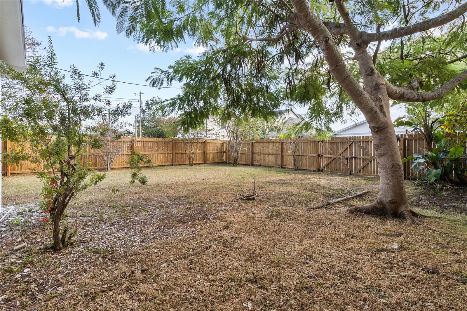 Image 33 of 39 For 452 45th Avenue N