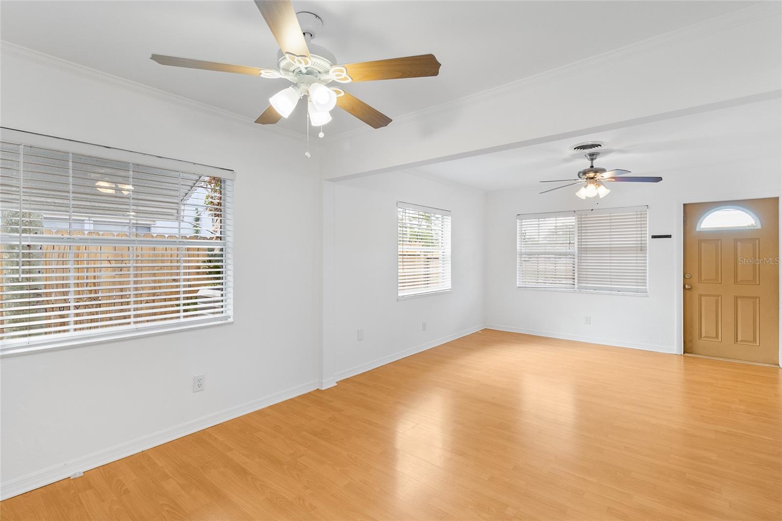 Image 6 of 39 For 452 45th Avenue N