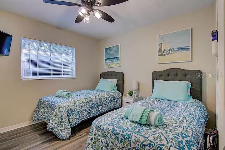 Image 16 of 43 For 1402 33rd Avenue