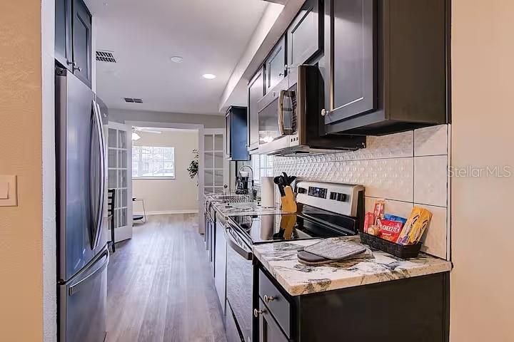 Image 39 of 43 For 1402 33rd Avenue