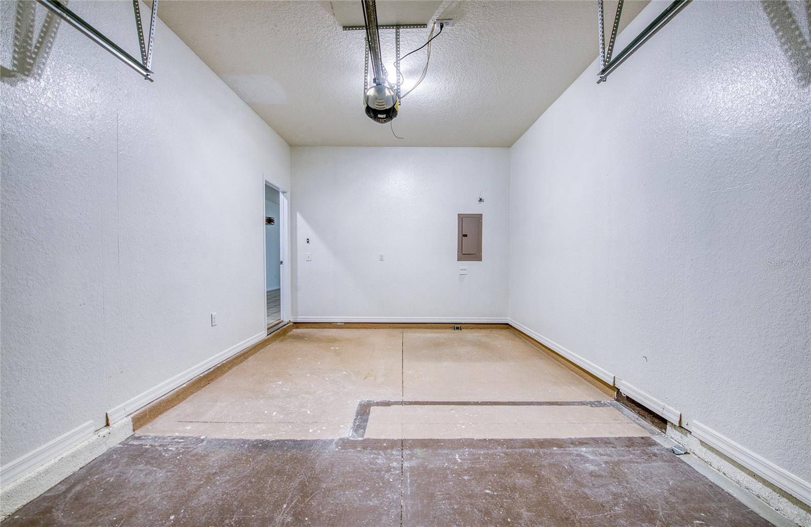 Image 31 of 33 For 4670 69th Place N