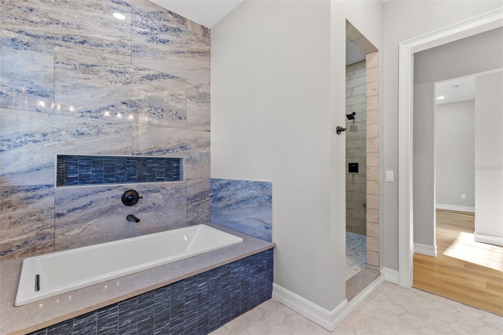 Image 23 of 48 For 3801 71st Street N