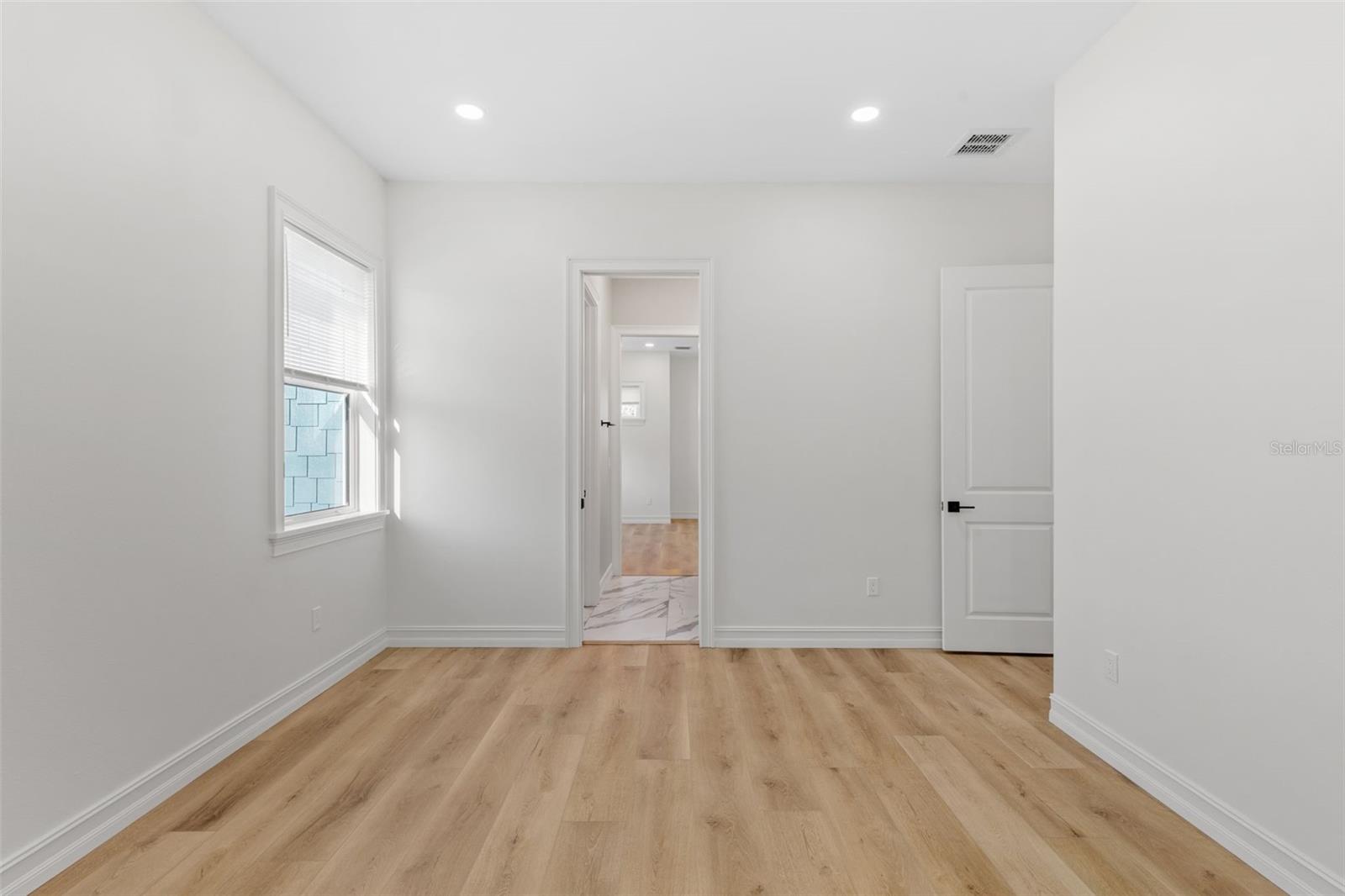 Image 28 of 48 For 3801 71st Street N