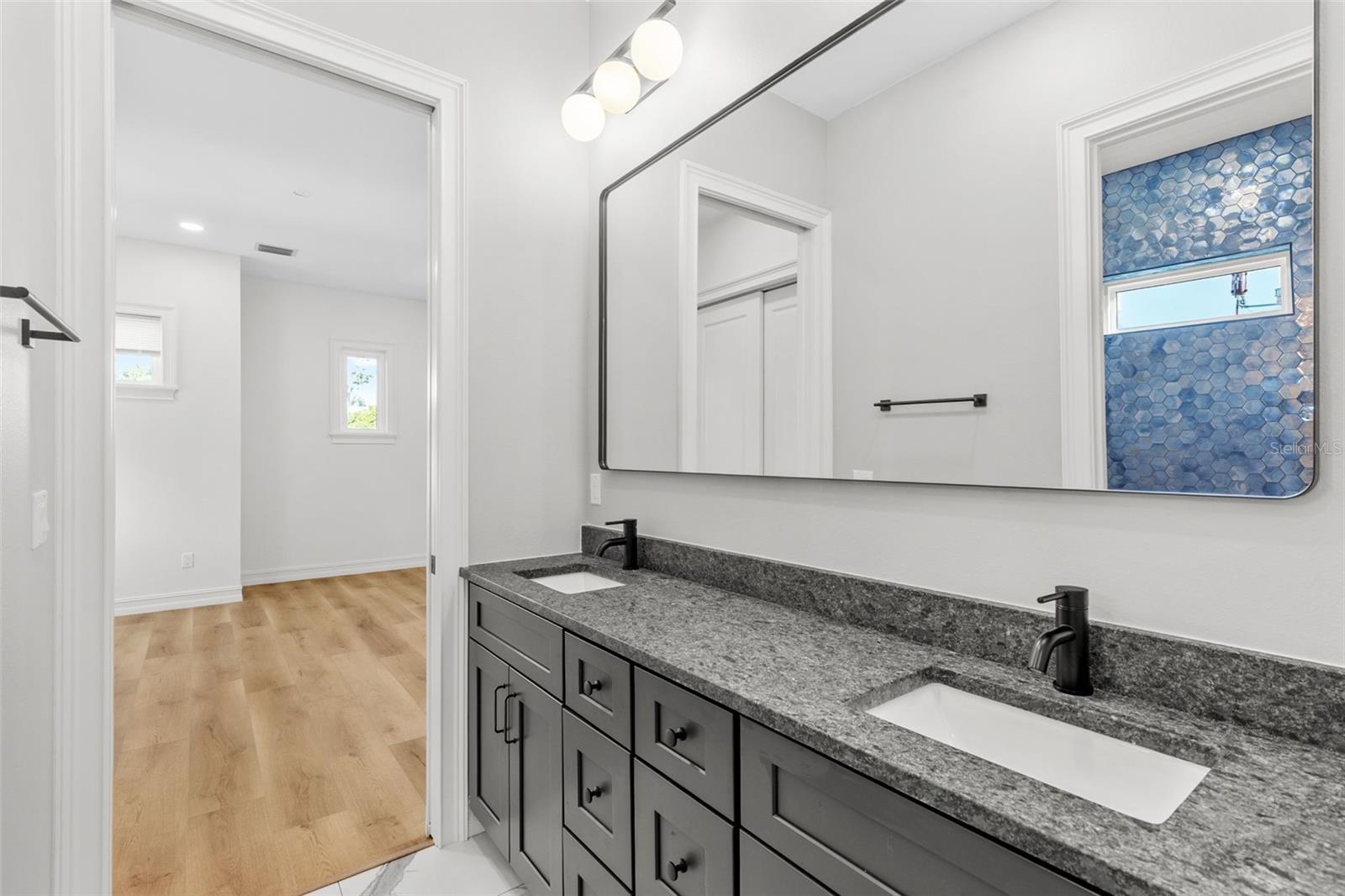 Image 30 of 48 For 3801 71st Street N