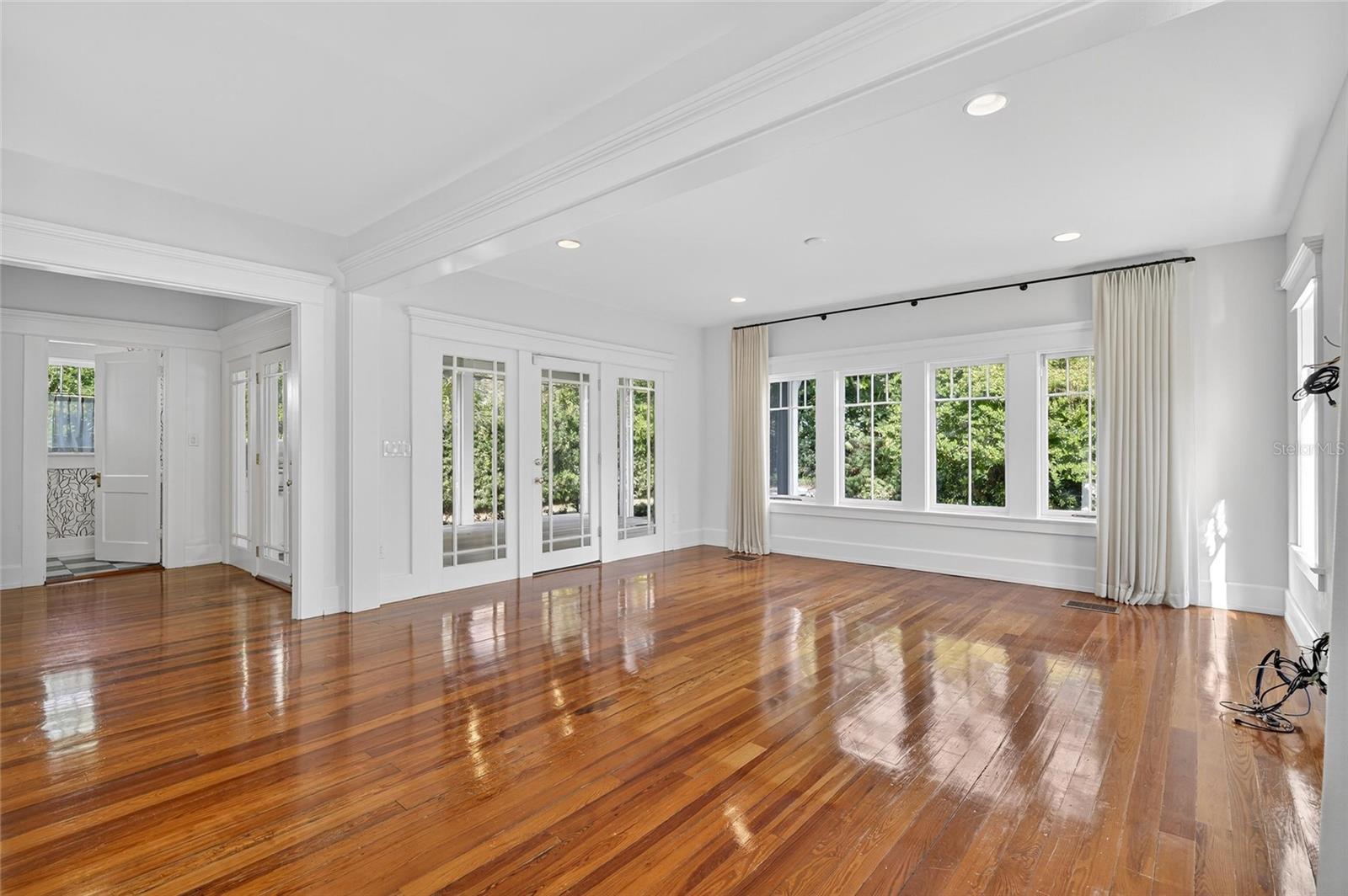 Image 18 of 100 For 3003 Harbor View Ave Avenue