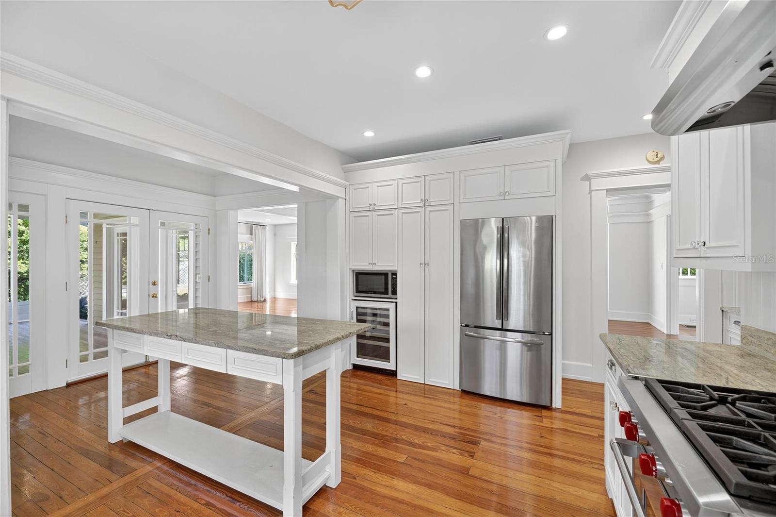 Image 31 of 100 For 3003 Harbor View Ave Avenue