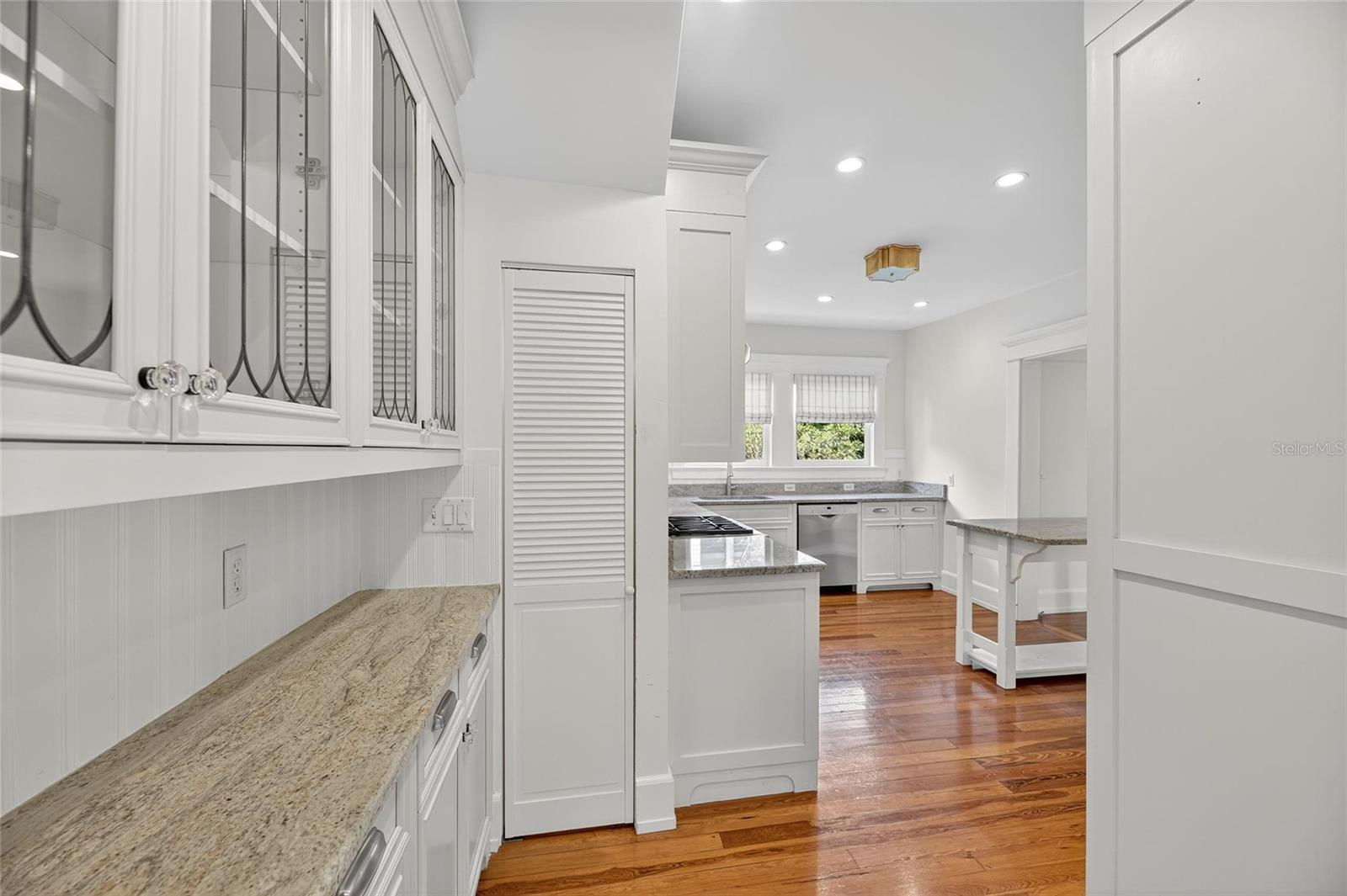 Image 36 of 100 For 3003 Harbor View Ave Avenue