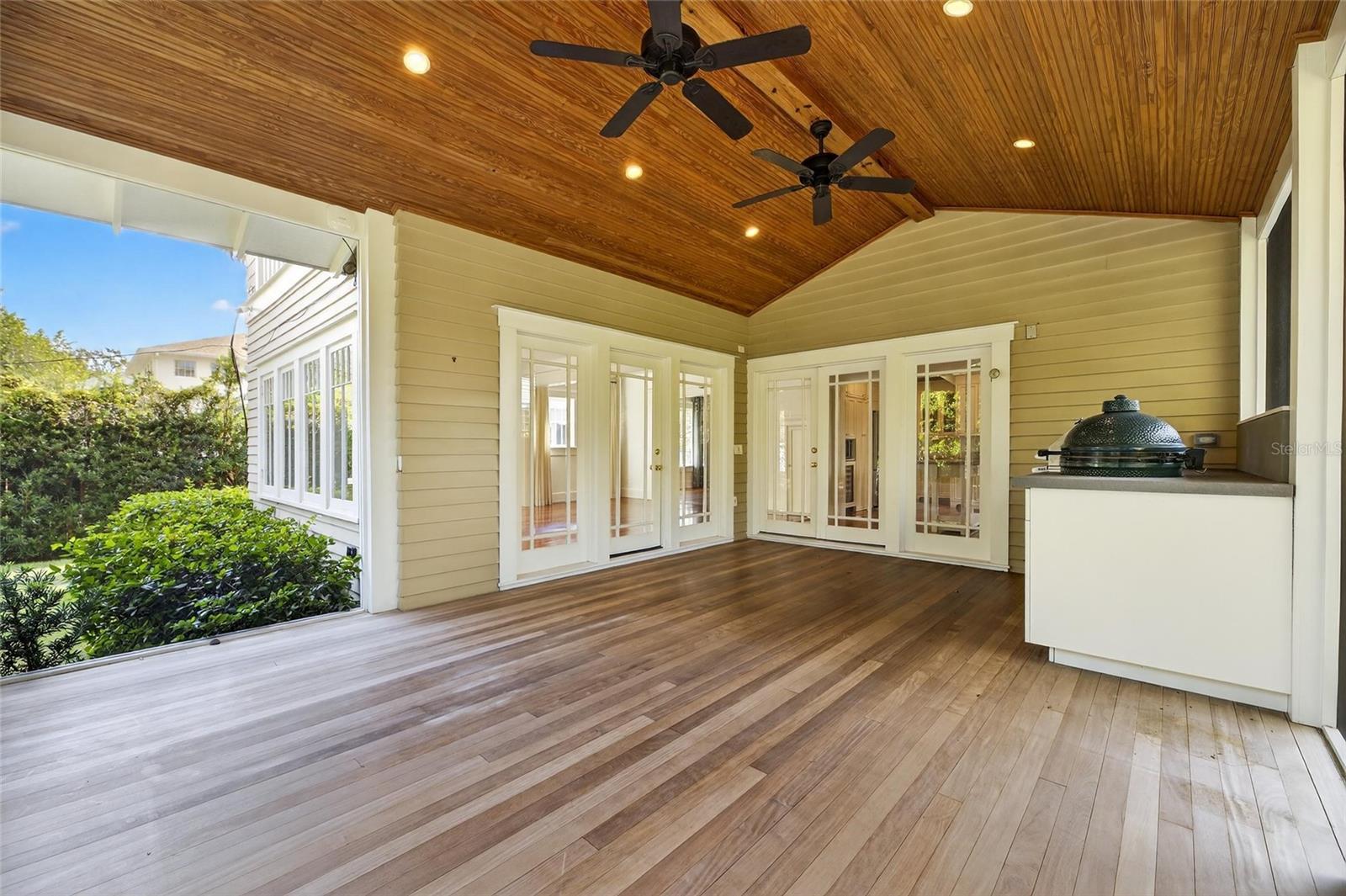 Image 41 of 100 For 3003 Harbor View Ave Avenue