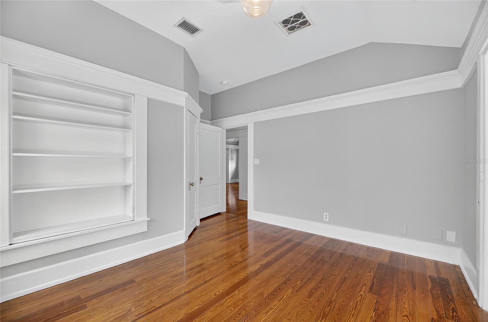 Image 49 of 100 For 3003 Harbor View Ave Avenue