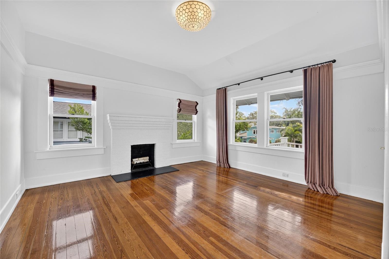 Image 56 of 100 For 3003 Harbor View Ave Avenue