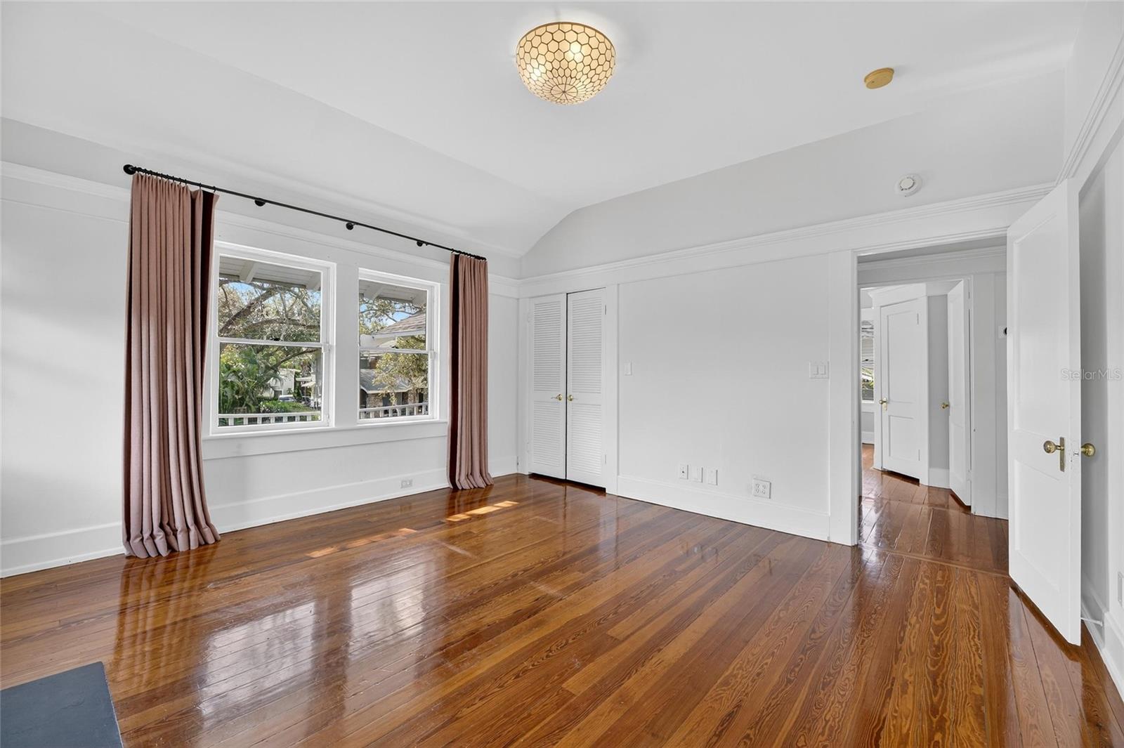 Image 57 of 100 For 3003 Harbor View Ave Avenue