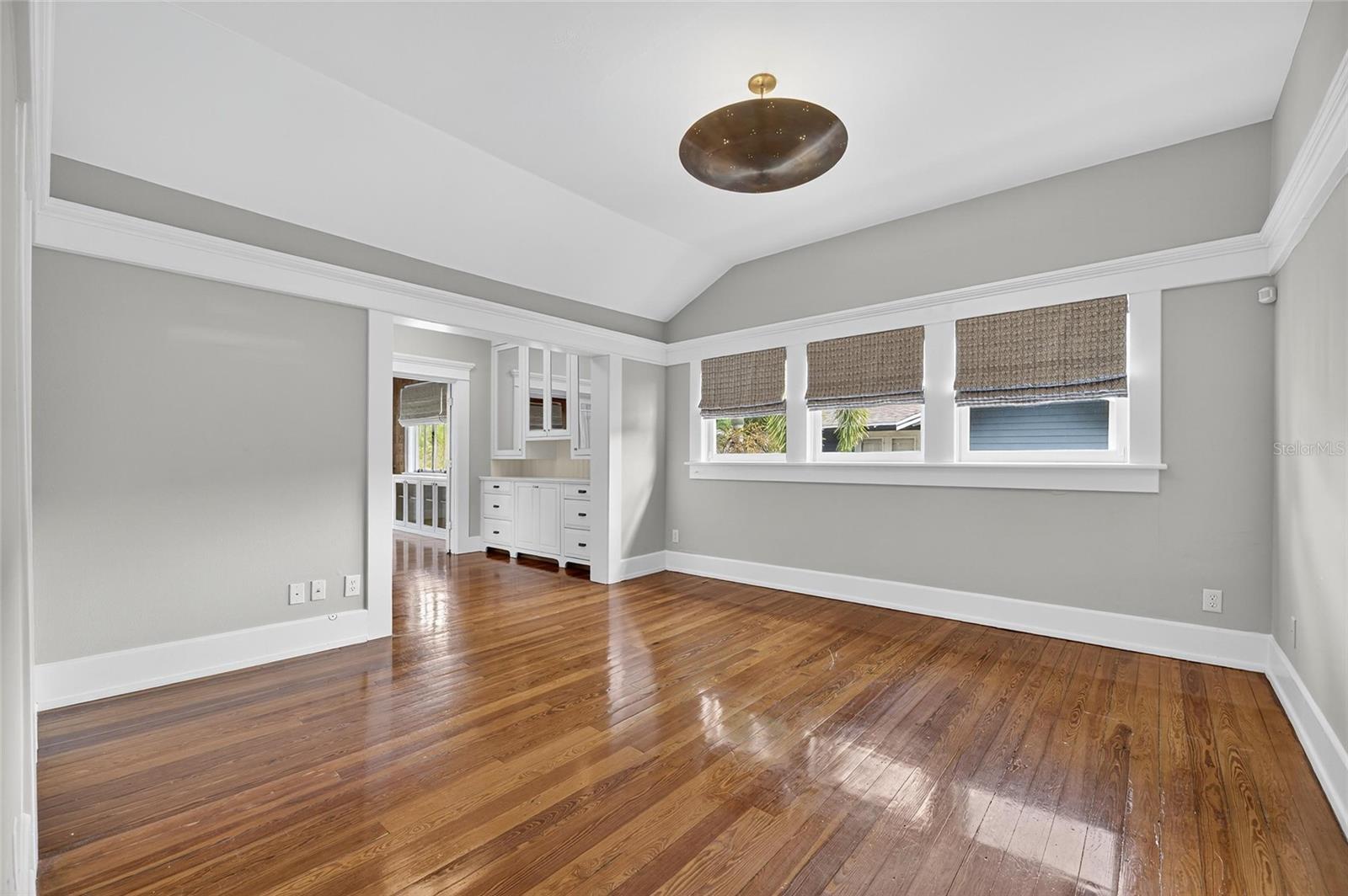 Image 60 of 100 For 3003 Harbor View Ave Avenue