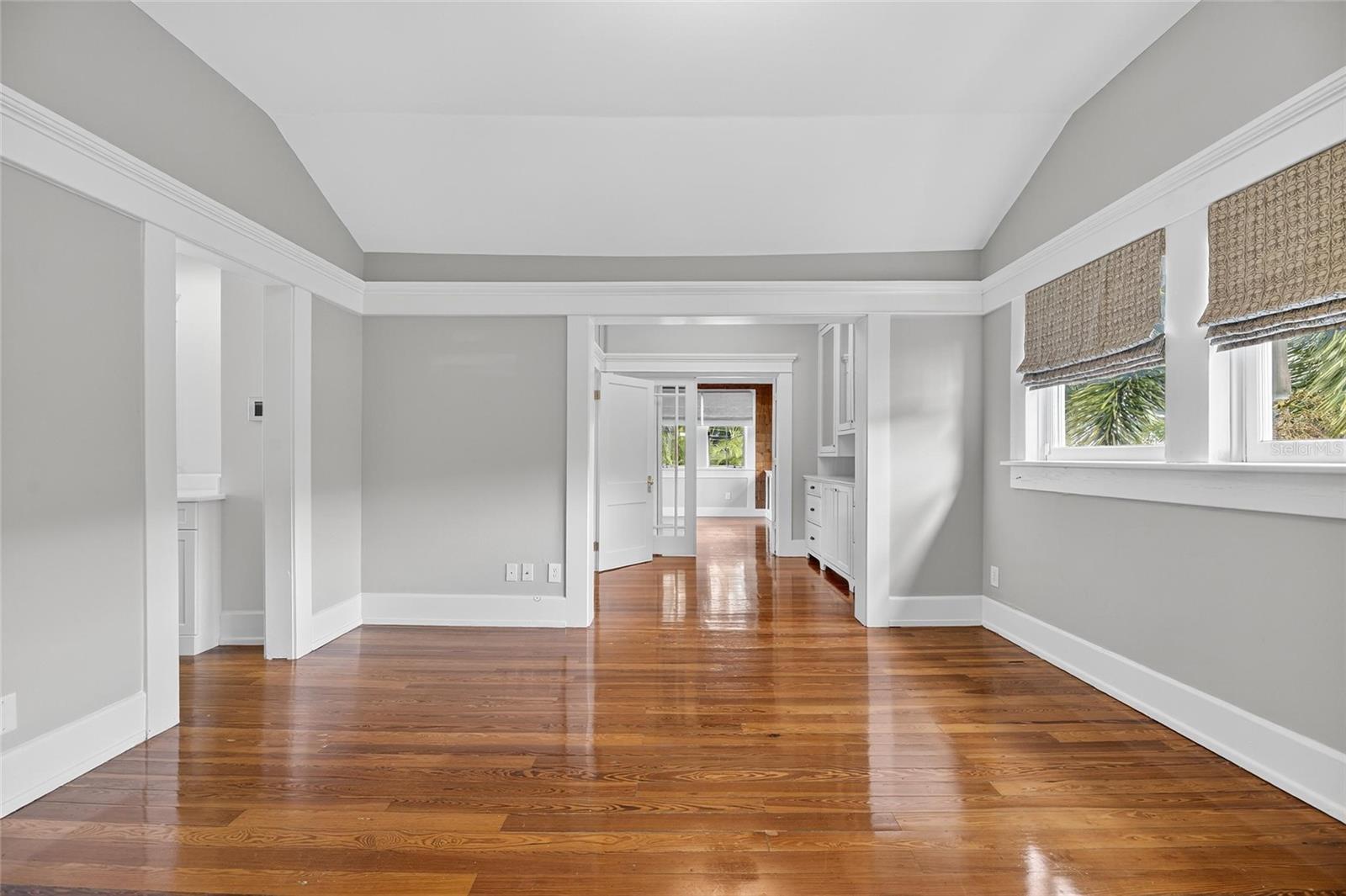 Image 61 of 100 For 3003 Harbor View Ave Avenue