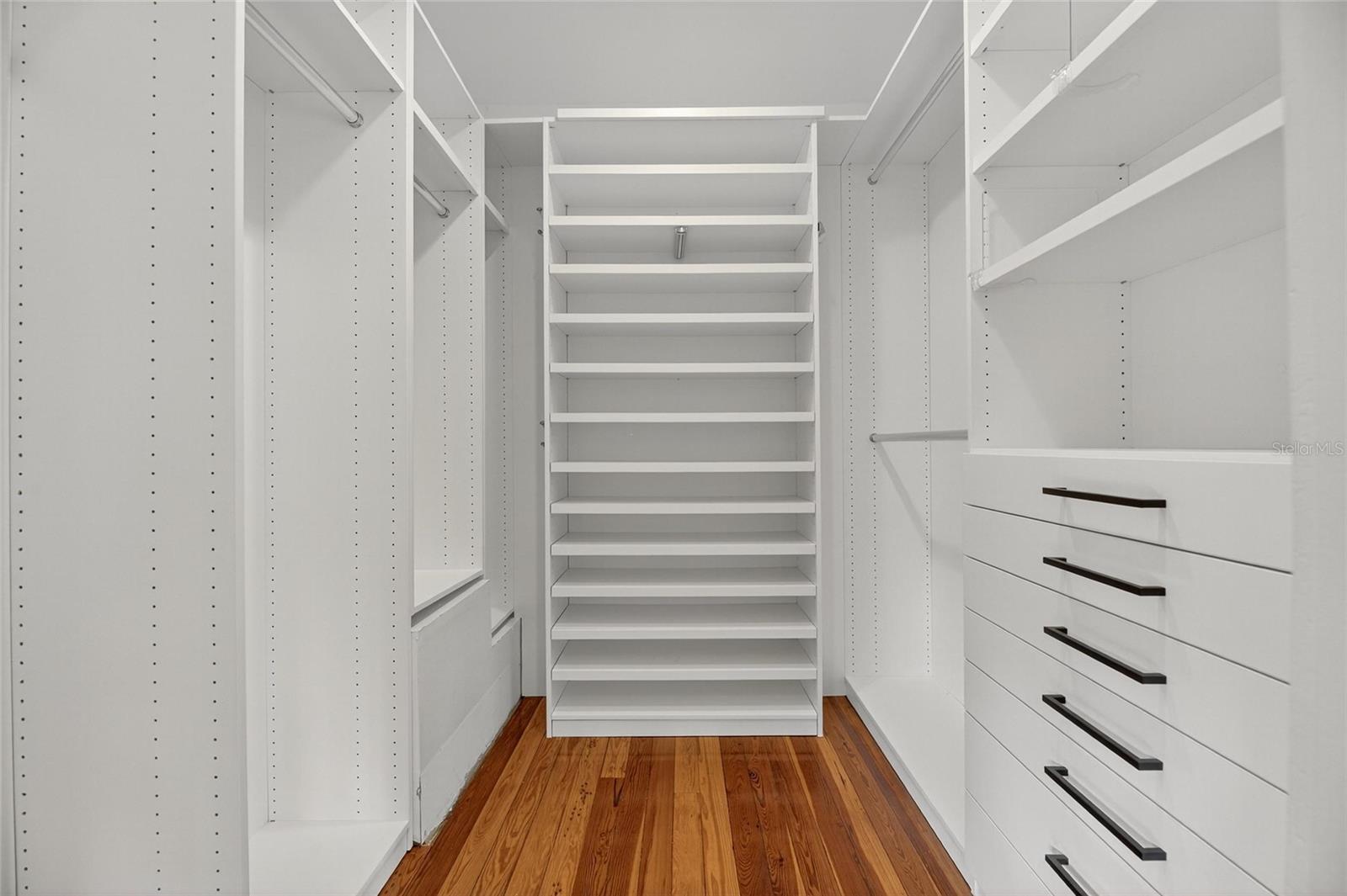 Image 68 of 100 For 3003 Harbor View Ave Avenue